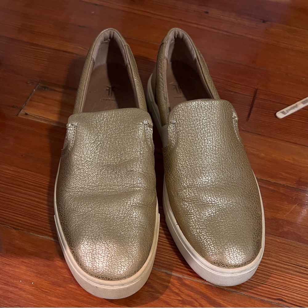 Frye Ivy Slip On in Rose Gold Sz 8.5